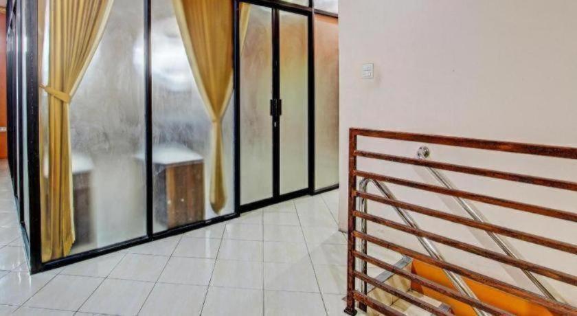 Oyo 92198 Kalegan 2 Guesthouse يوغياكارتا المظهر الخارجي الصورة